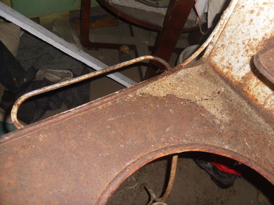 spalator-  suport f vechi ,din metal