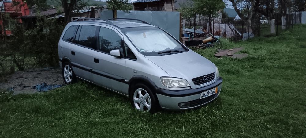 Vând mașina ne funcțională