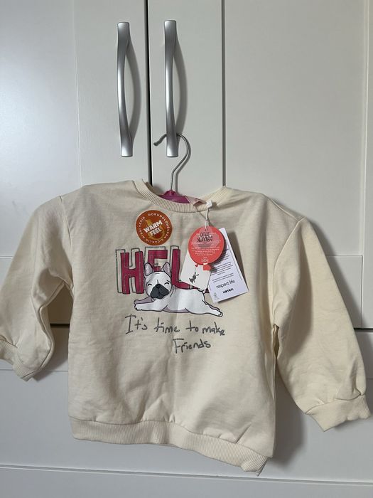 Продам новый костюм на девочку с флисом