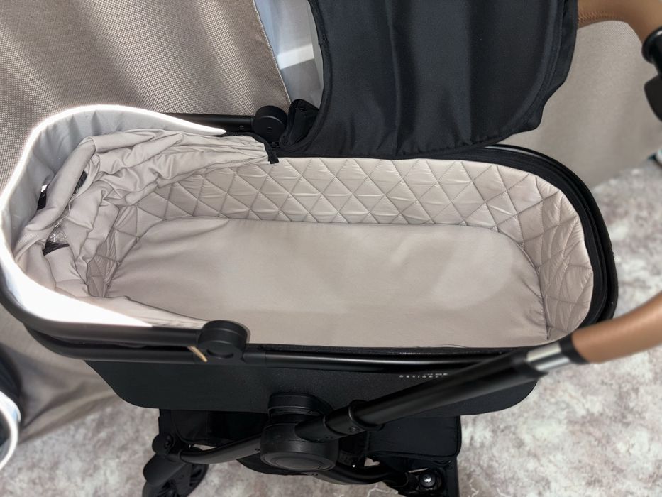 Коляска Mommer Pro 3в1