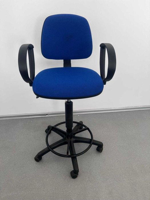 офис бюра и столове