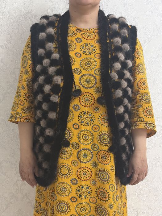 Норкавая жилет.