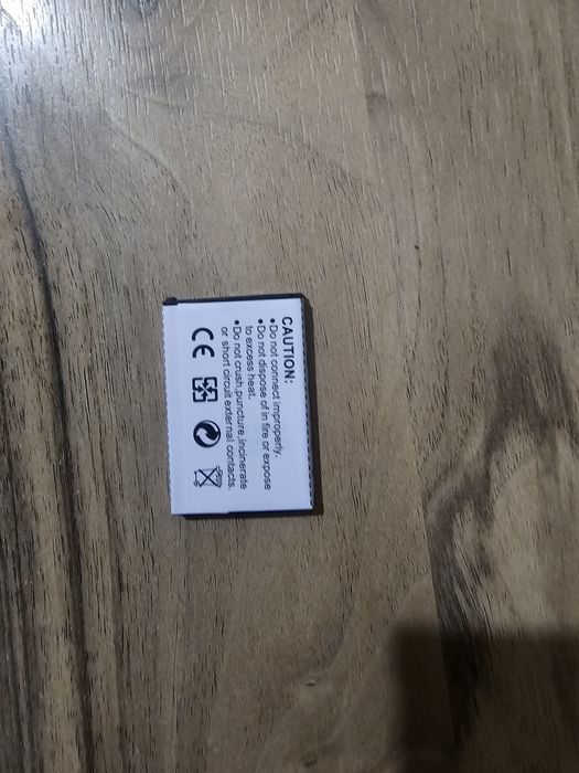 Камера  Casio Exilim EX-Z75, чисто нова батерия + сд карта подарък