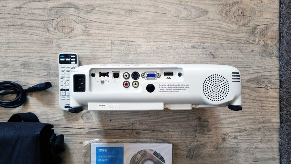 Videoproiector EPSON EB-W28 -Contrast 10000:1/HDMI/Luminozitate3000 lm