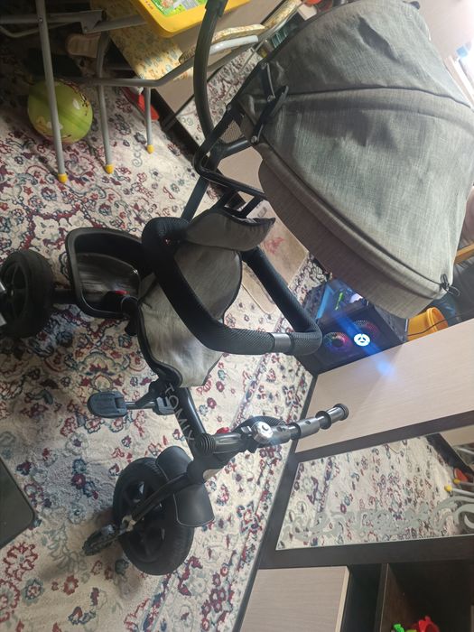 Продаю трёхколёсный детский велосипед