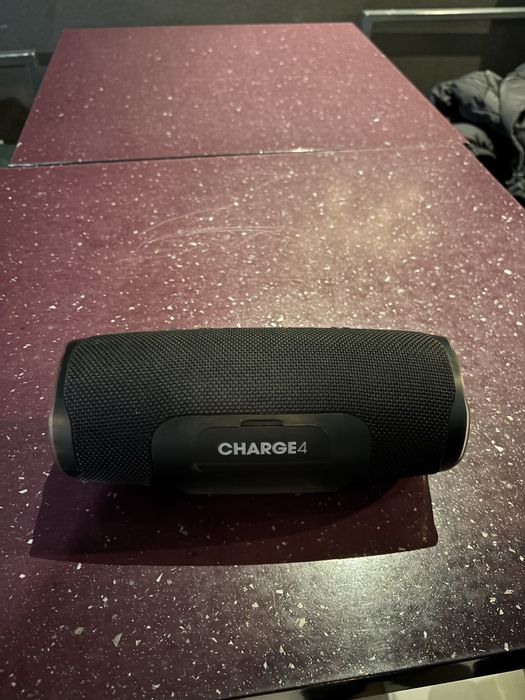 Boxă portabilă JBL Charge 4 – sunet puternic, bass perfect