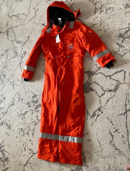 Продам комбинезон димесизонный