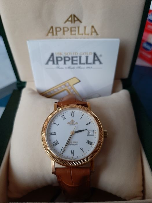 Продаются золотые часы