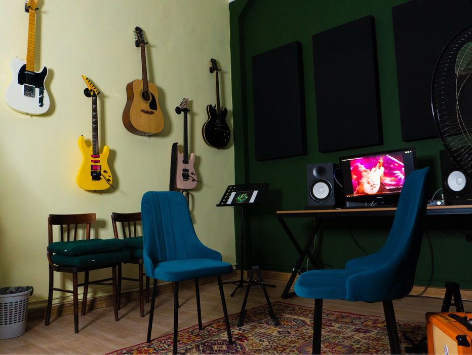 Уроки игры на гитаре