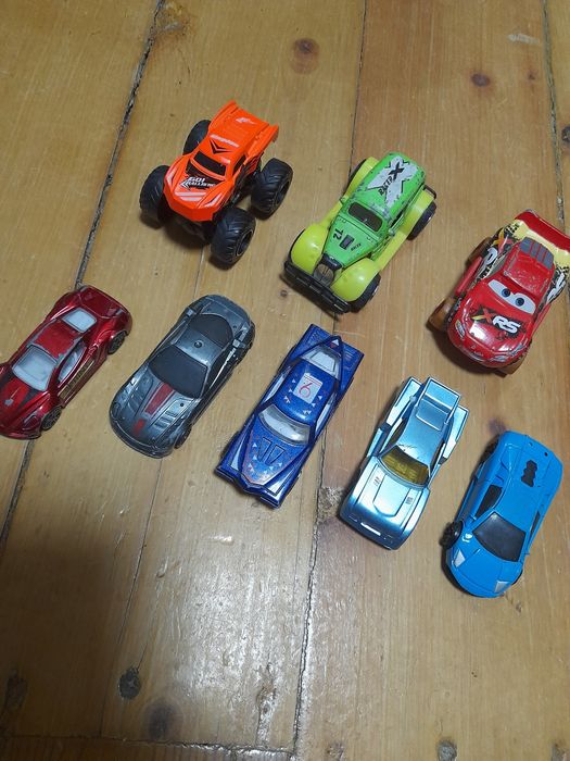 Модельки железные продам