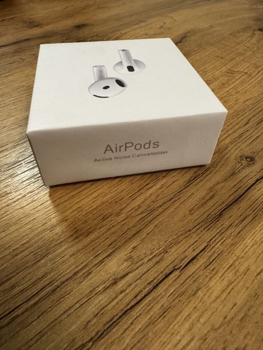 Слушалки Apple Airpods 4