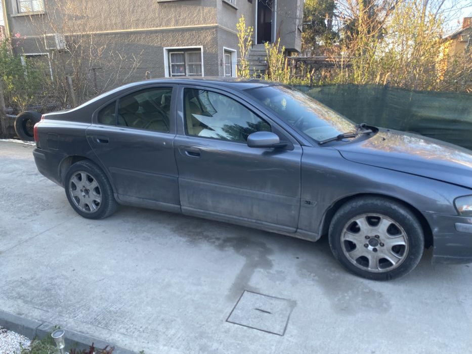 Волво s60 2.4 на части