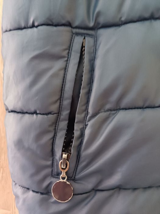 Детски елек с качулка