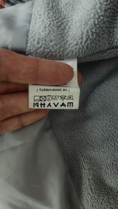 Продам замний пуховик для девочки рпзмкр 164