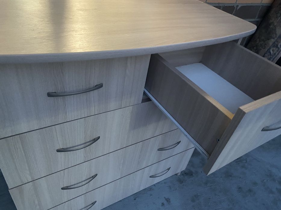 Комод на 5 ящиков