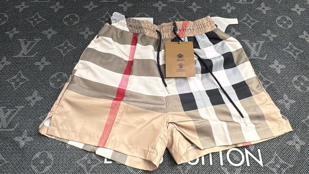 Short uri de baie