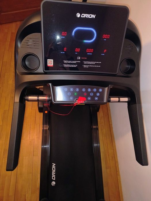 Persoana fizică Vând banda alergat Sprint C6 Orion