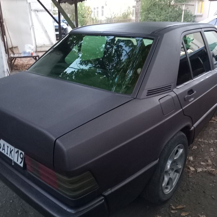 Продам Мерседес  190 объем 2.3