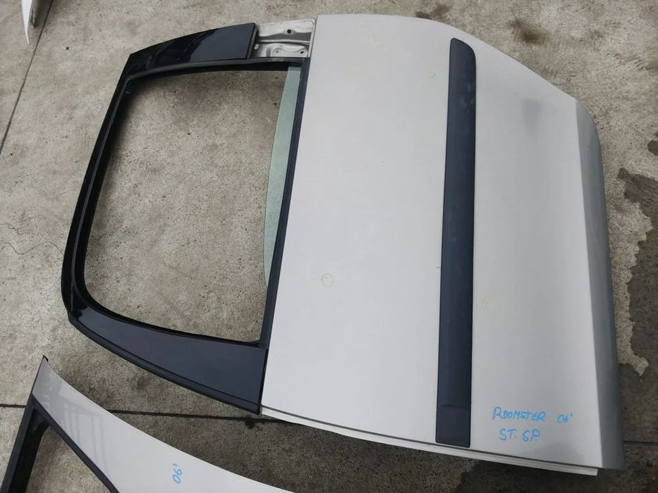 usa portiera stanga spate  skoda roomster 5j 2006