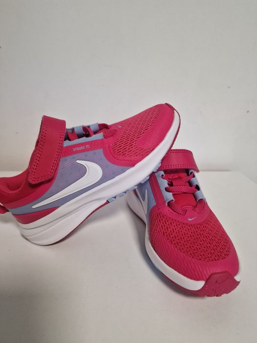 Încălțăminte NIKE