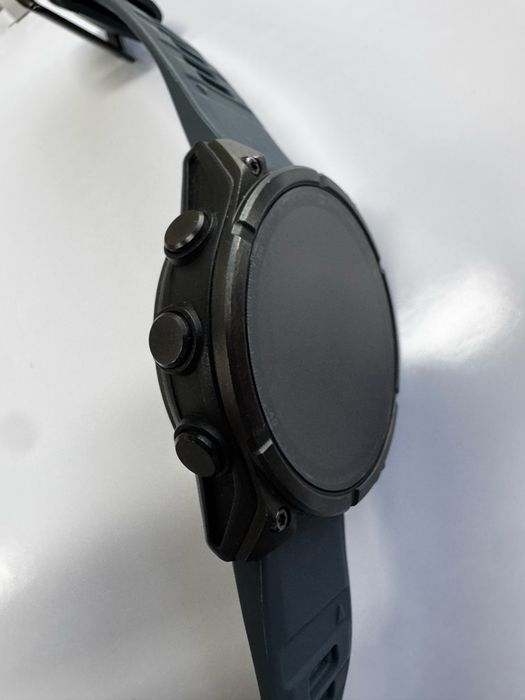 Garmin Fenix 8 AMOLED Sapphire 47 мм +4 ремешка