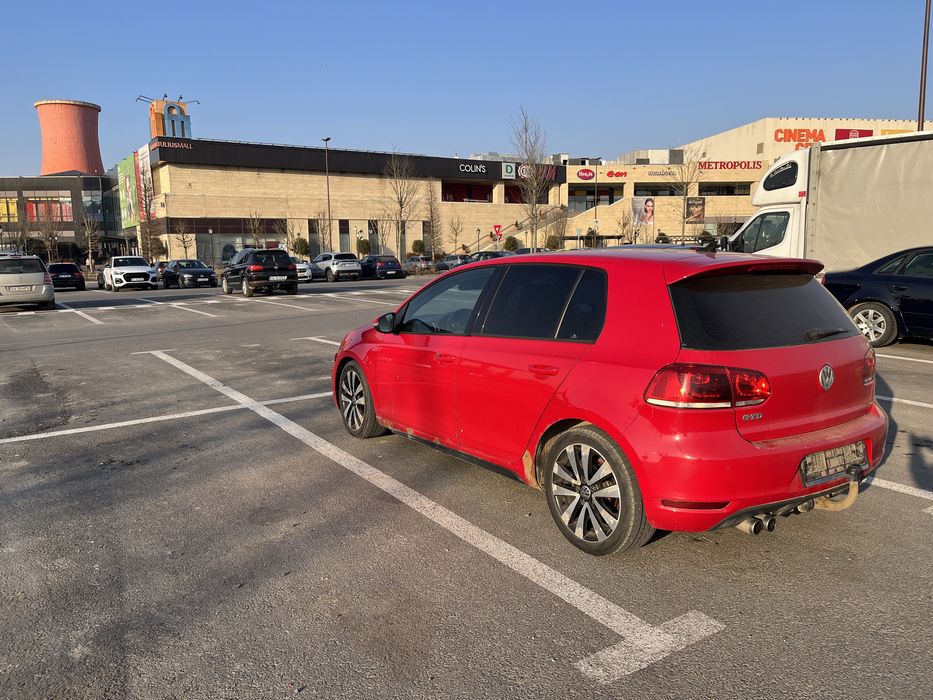 VOLKSWAGEN Golf 2012 — imagine 5