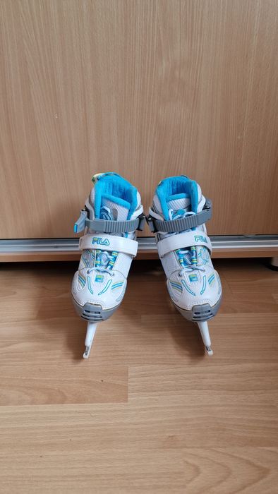 Patine de gheață copii FILA reglabile 29–32, stare foarte bună