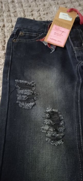 Продаю новые джинсы на девочку