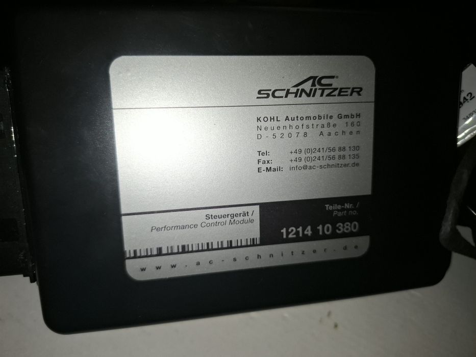 Powerbox AC Schnitzer pentru BMW X5/X6 3.0d (motor M57/T2); crește puterea de la 173 kW (235 CP) la 200 kW (272 CP) și cuplul la 620 Nm.