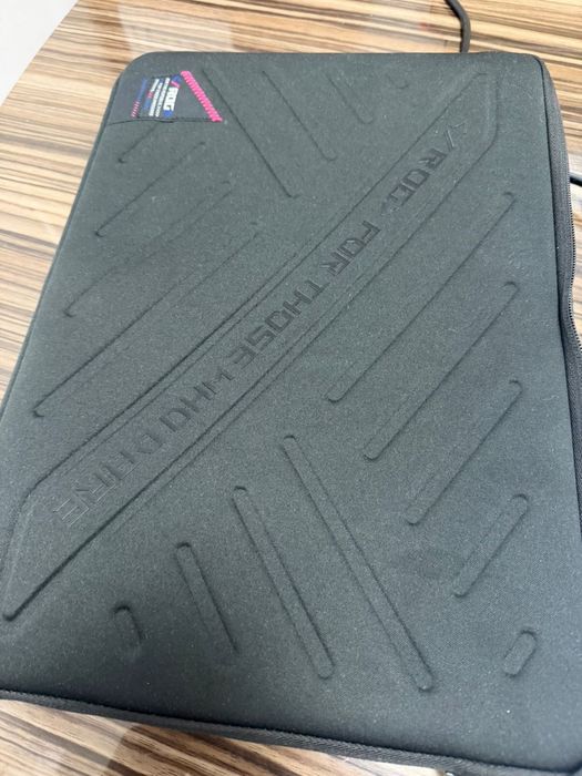 Продам Asus ROG Zephyrus в отличном состоянии