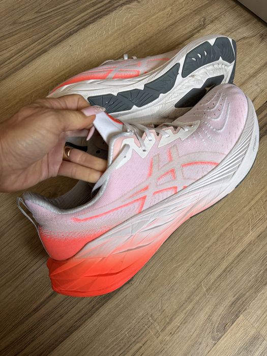 Мъжки оригинални маратонки ASICS NOVABLAST 4 COS ! 49 н
