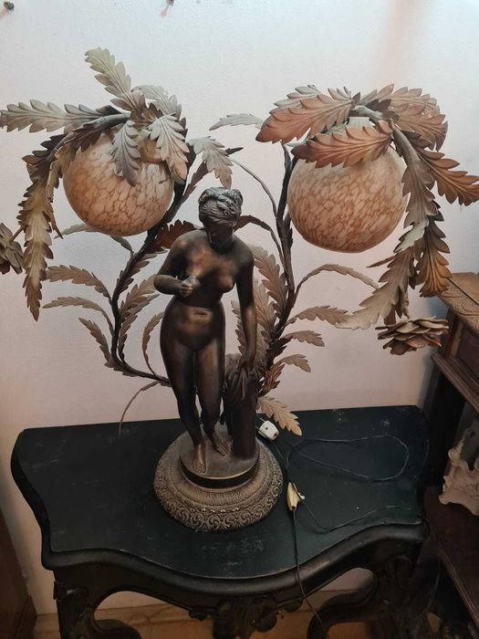 Lampta statueta vintage