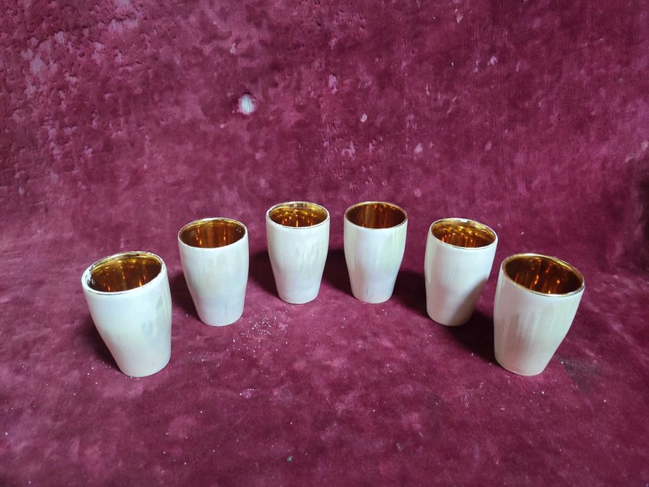 Set de paharele pentru tarie, deosebit, anii 70