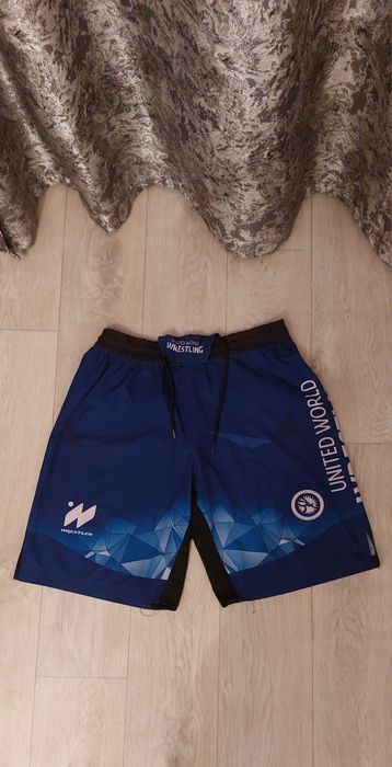 Рашгард United world wrestling
