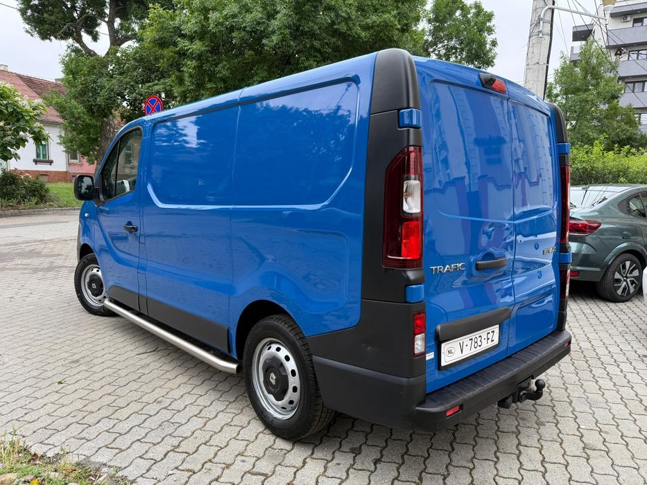 RENAULT Trafic 2018 — imagine 4
