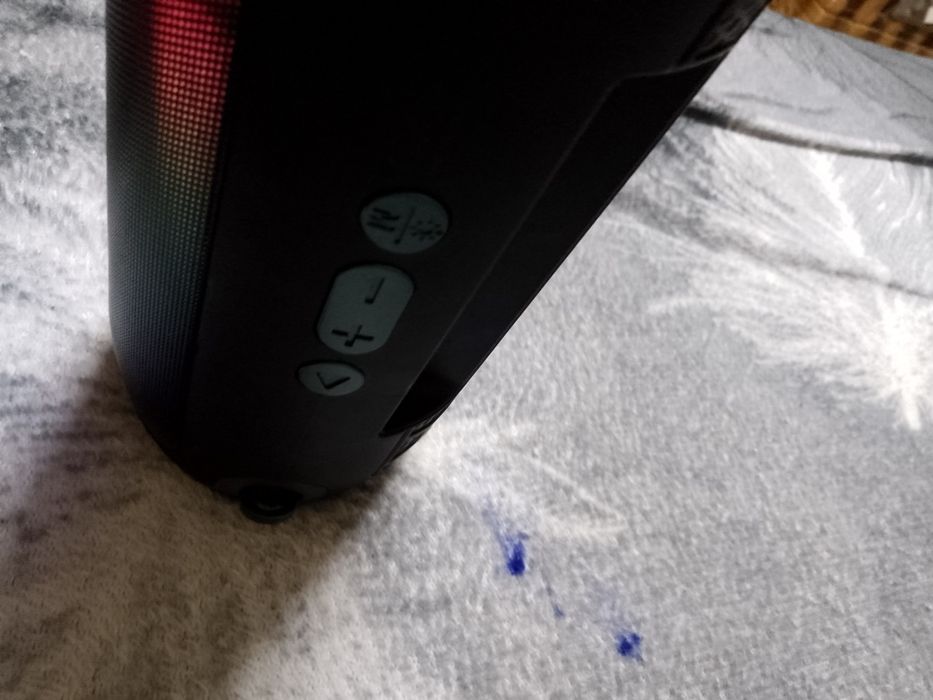 Boxă portabilă de vanzare