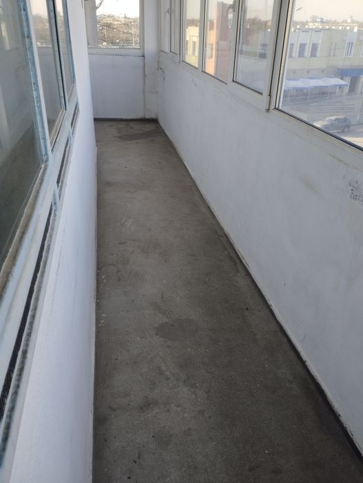 Vând apartament cu 2 camere, etaj 3 , zona gării !