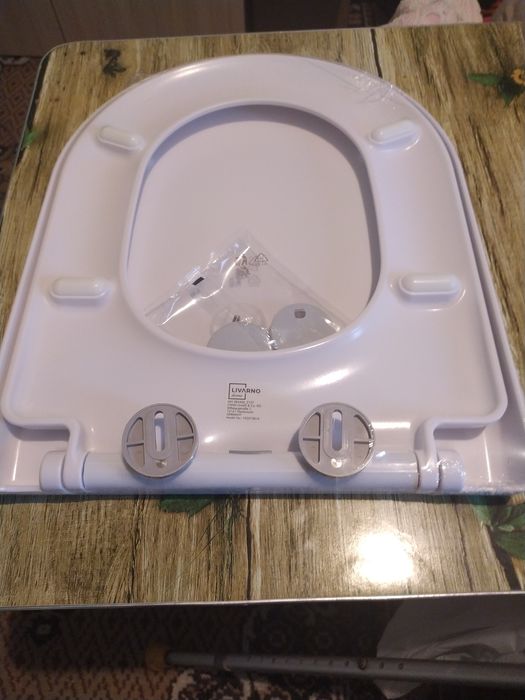 Дъска за тоал. чиния--Toilet Seat Livarno-р--ри37-5.2-45.5 см--нова  .