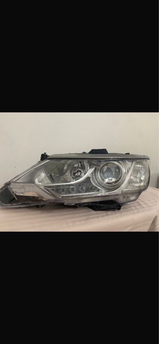 Toyota Camry 55 левая фара б/у европеец