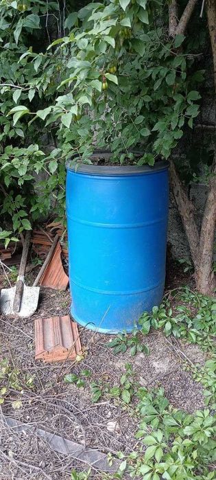 Продавам бидони, буре и дамаджани