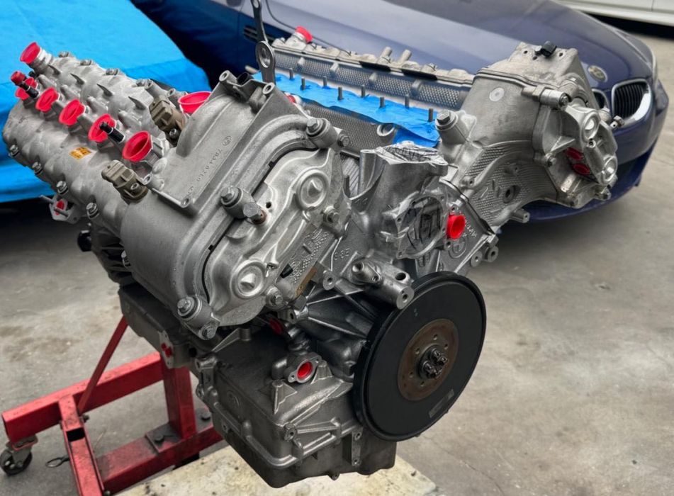 Двигател за БМВ BMW S85 V10 М5 М6 отремонтиран