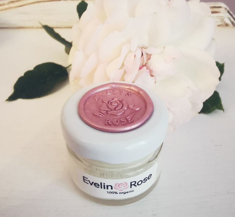 Crema naturala  de trandafiri 30 si 100 de ml!