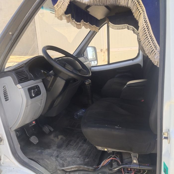 Gazel furgon sotiladi