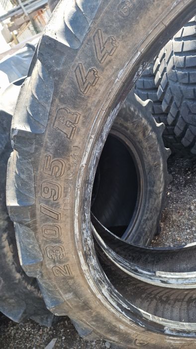 ANVELOPĂ agricolă 9.5R44 (230/95R44) marca Taurus