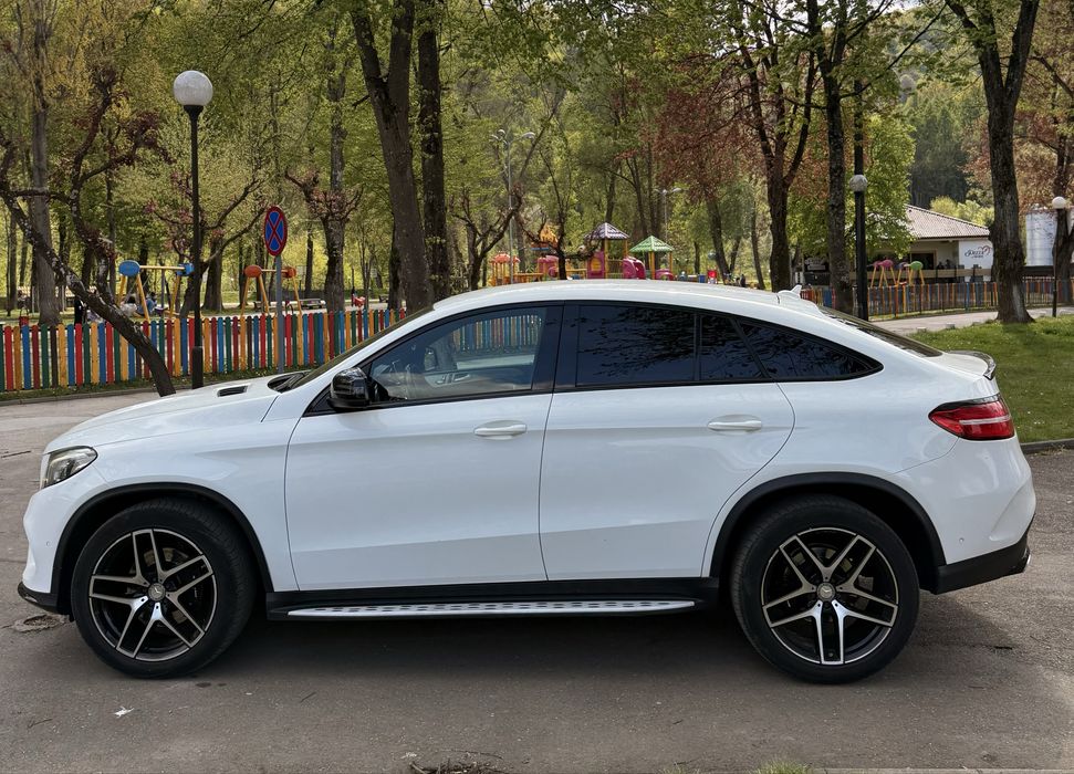 Mercedes Benz GLE 350D 258CP AMG  9G Tronic