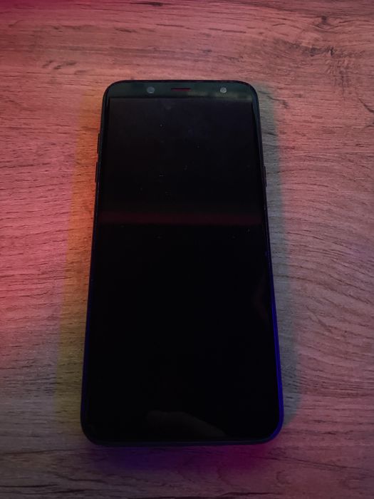 Samsung a6 3/32 гб