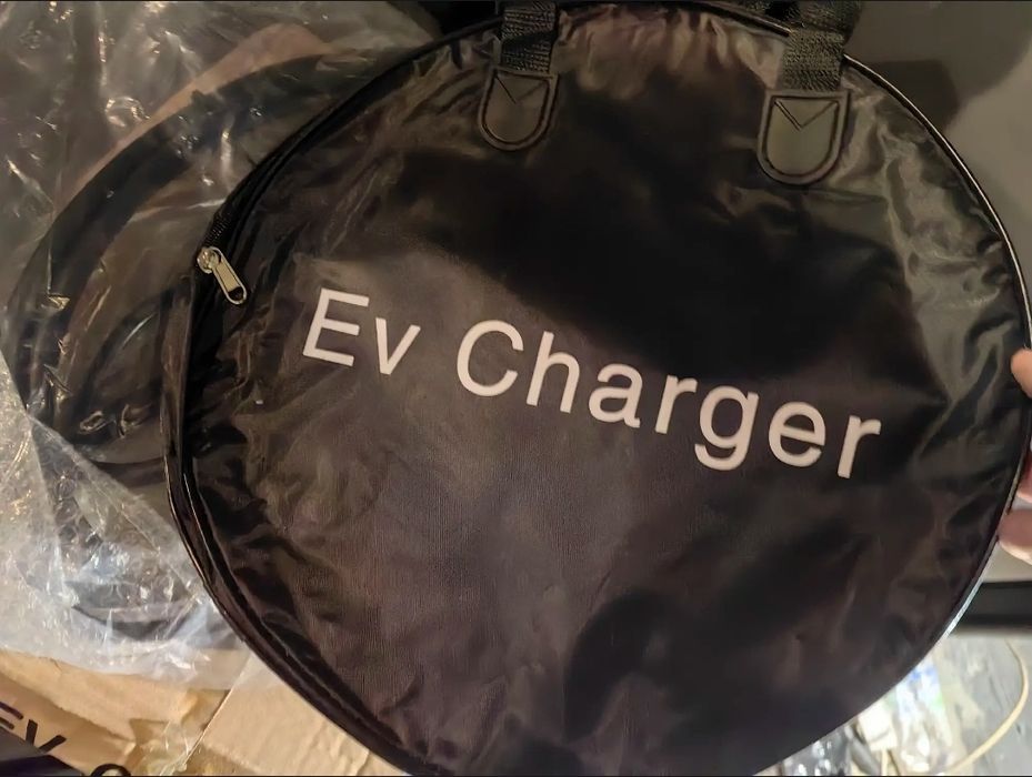 Сумка,  Чихол зарядное устройство для электромобиля