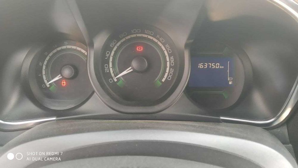 Продаётся или Аренда с выкупом Lada XRay 2018 года 1.8 автомат коробка