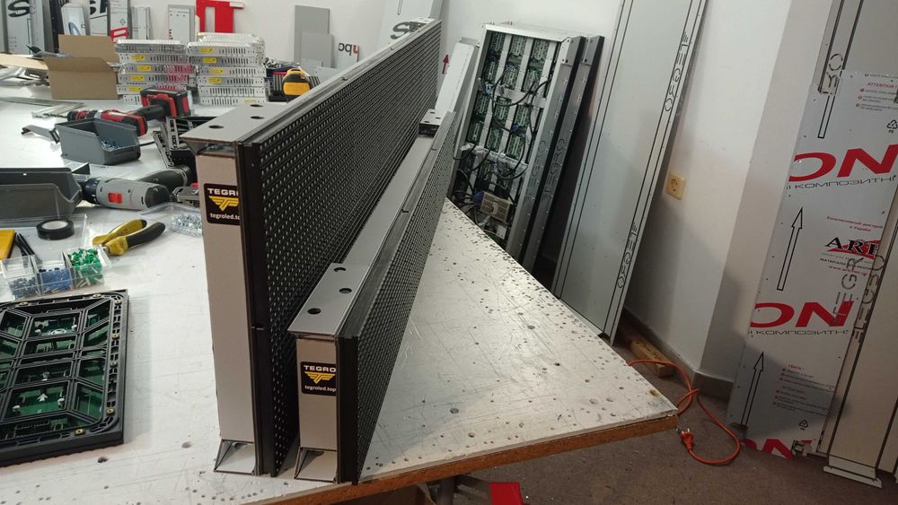 Светещи Рекламни LED табели, ЛЕД рекламна табела, табло светещо RGB.