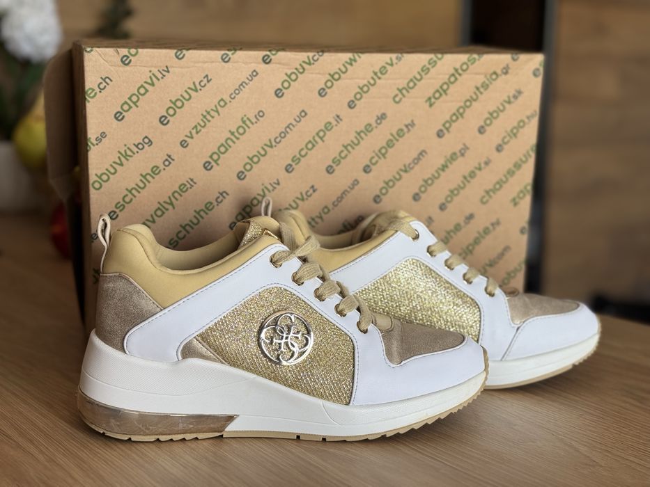 Дамски обувки Guess